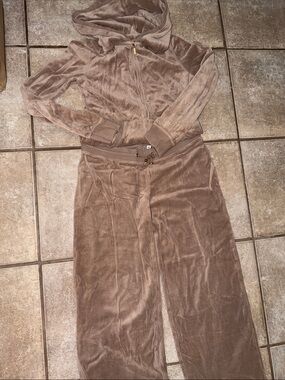 Victoria’s secret Women's Plush lush Velour Hoodie Set - Taupe